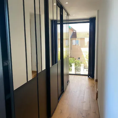 Maison Lyon 8 Jardin Parking Independant Sur Demande فيلة *